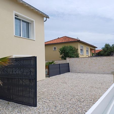 Apartament L'Atelier D'Emilie Bessines Zewnętrze zdjęcie